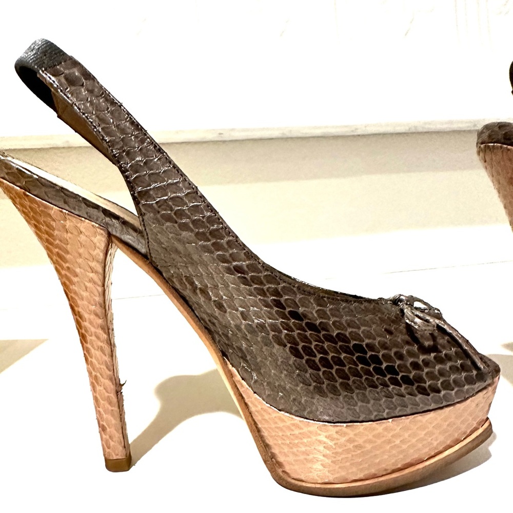Fendi Python Slingback Pumps. Spuntata Colubro Pe… - image 3